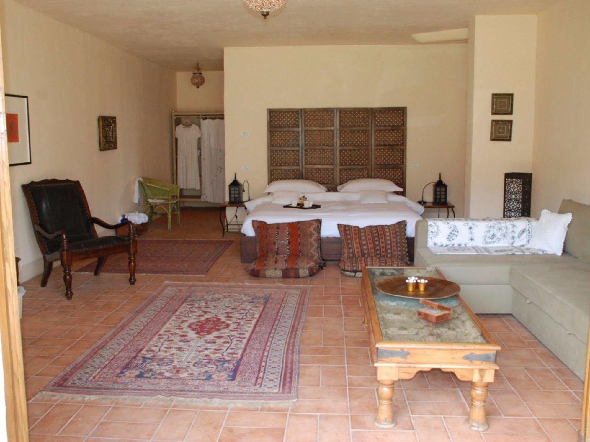Hotel Podere Conti Filattiera Екстер'єр фото